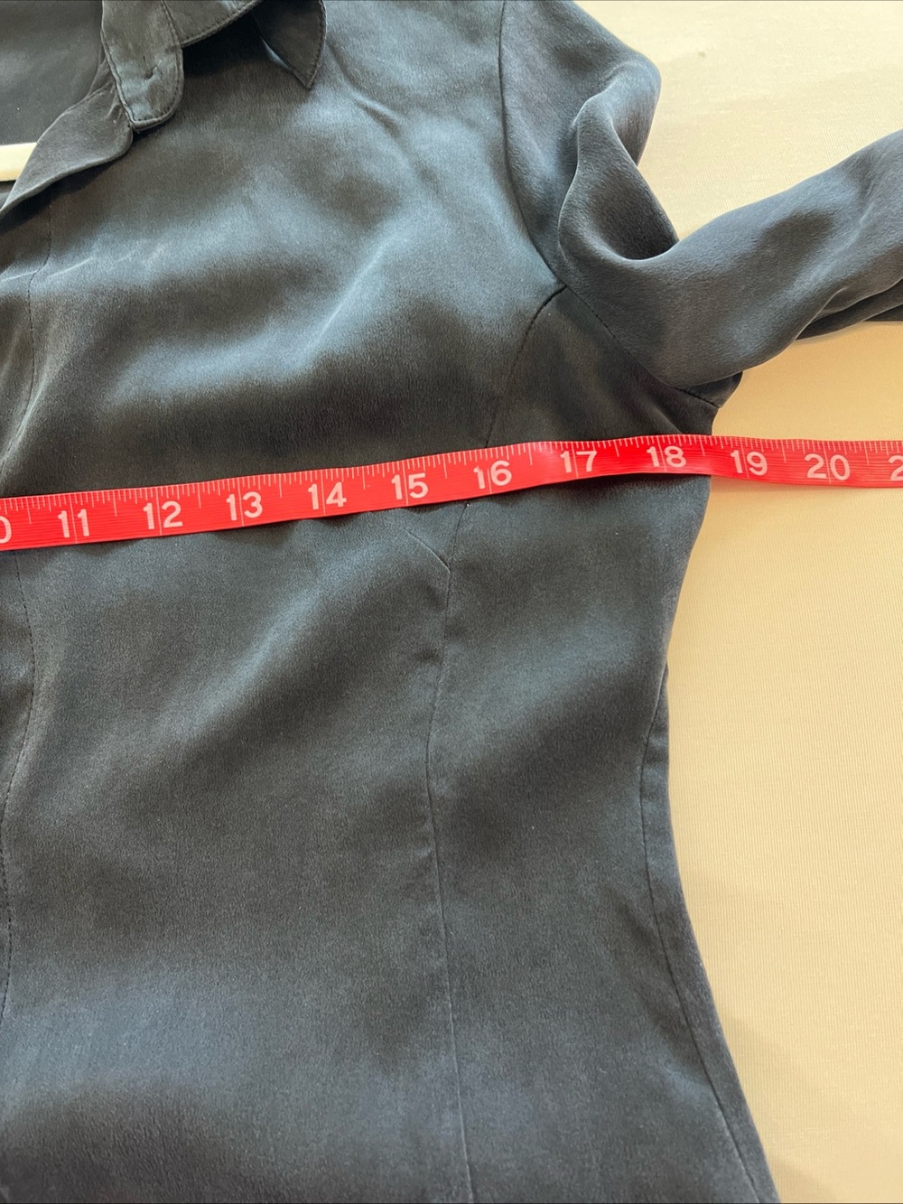 Banana Republic 100% silk Classic Black Button-Up Blouse M - Picture 11 of 14
